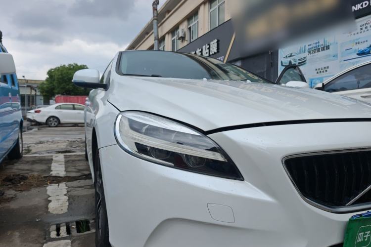 Used Volvo V40 2019 T3 Zhiyi Edition Right Front Headlight