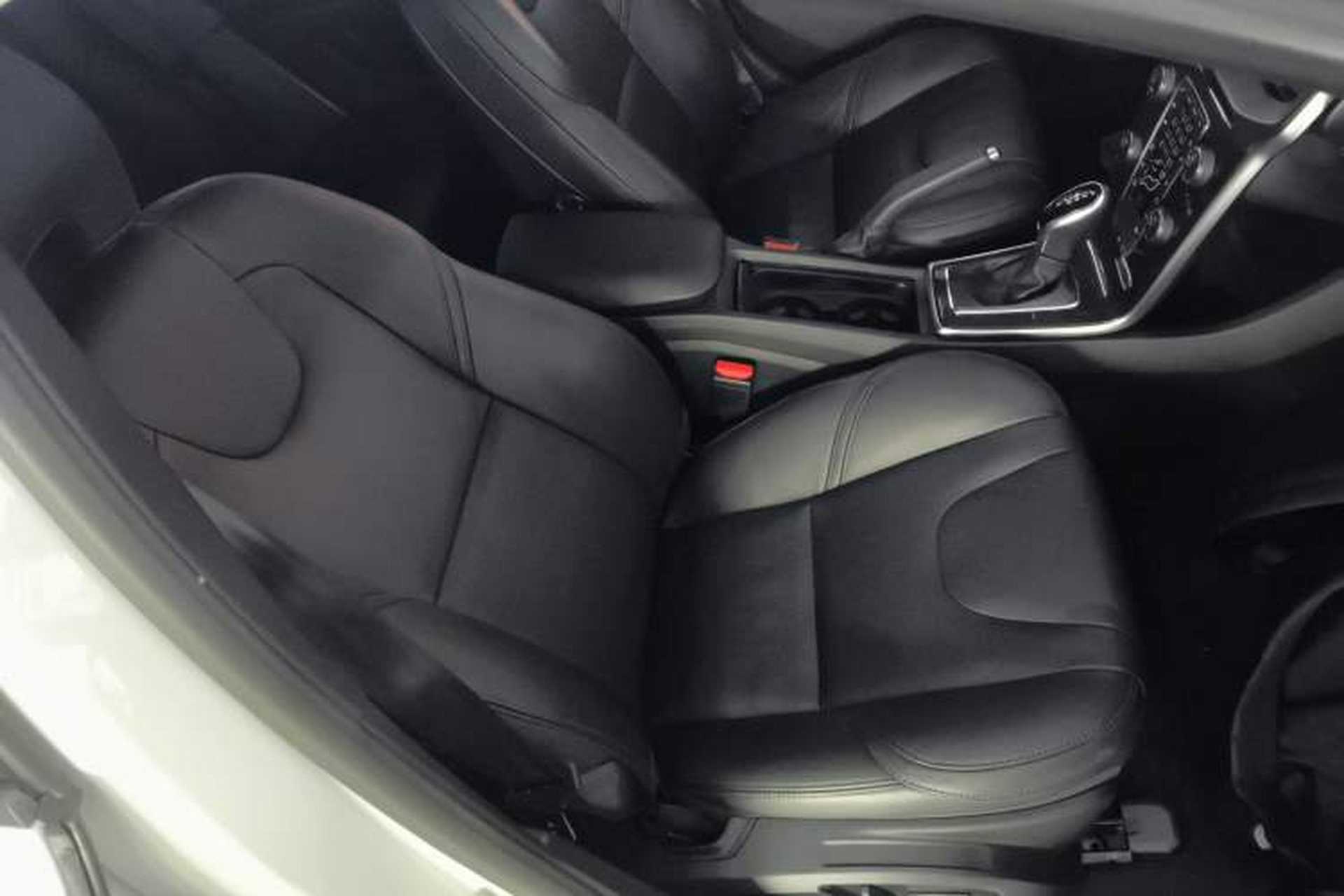 Used Volvo V40 2019 T3 Zhiyi Edition Right Front Seat