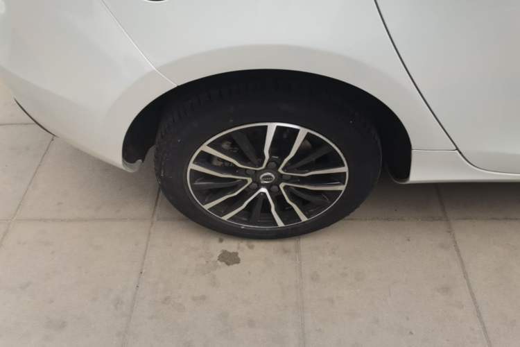 Used Volvo V40 2019 T3 Zhiyi Edition Right Rear Wheel Hub
