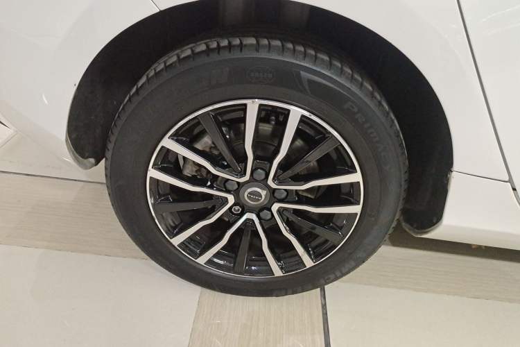 Used Volvo V40 2019 T3 Zhiyi Edition Right Rear Wheel Hub