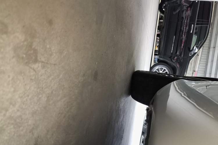 Used Volvo V40 2019 T3 Zhiyi Edition Right Side Sill