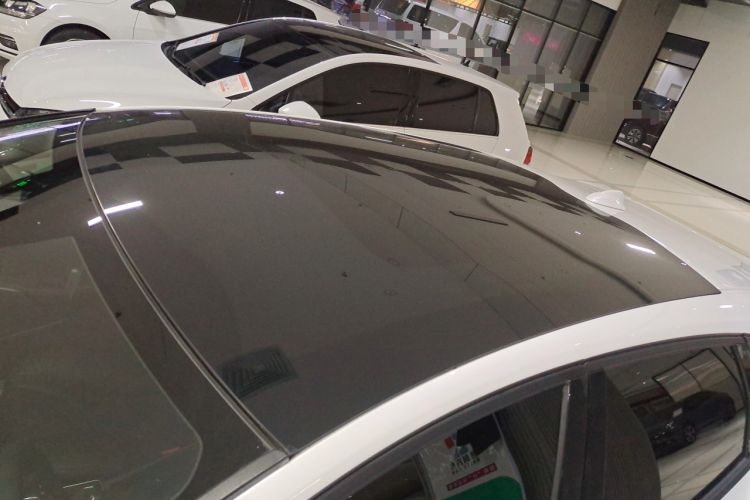 Used Volvo V40 2019 T3 Zhiyi Edition Roof