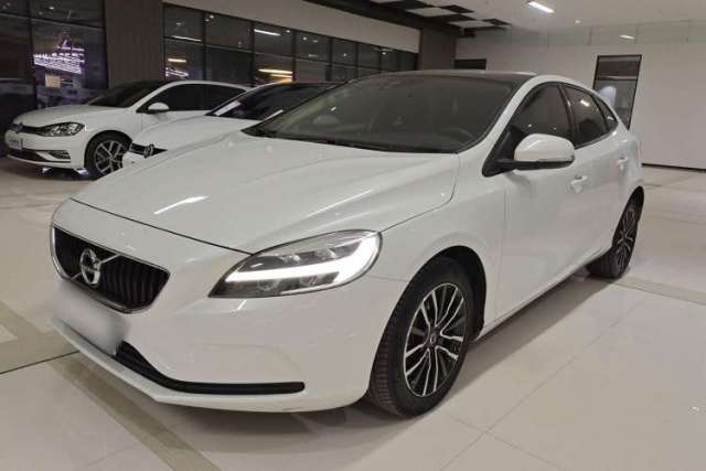 Used Volvo V40 2019 T3 Zhiyi Edition