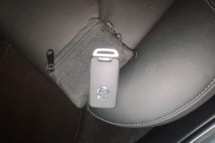 Used Volvo V40 2019 T3 Zhiyi Edition Vehicle Key
