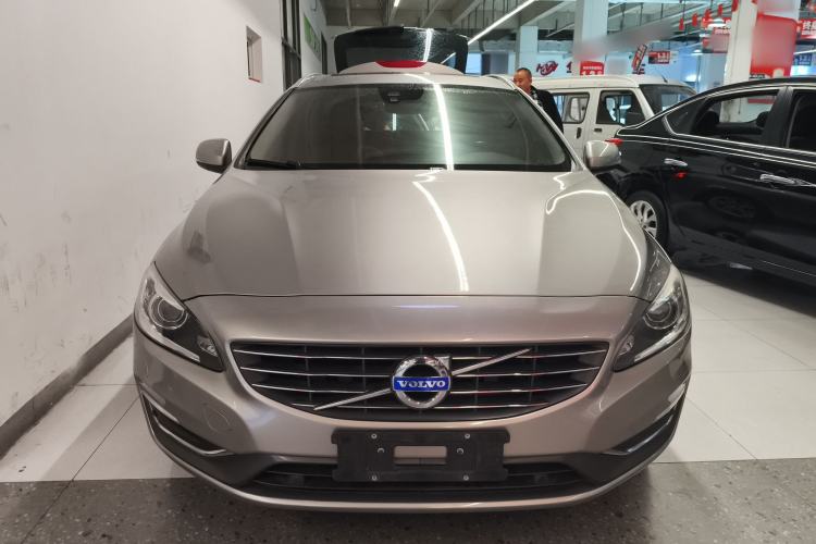 Used Volvo V60 2015 T5 Zhiya Edition Front