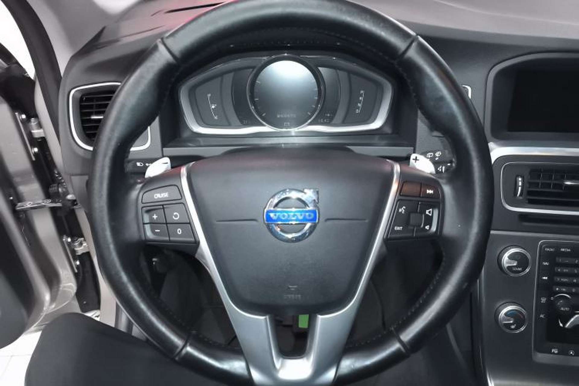 Used Volvo V60 2015 T5 Zhiya Edition Steering Wheel