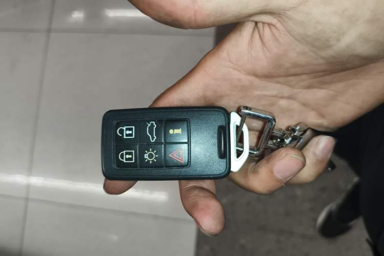 Used Volvo V60 2015 T5 Zhiya Edition Vehicle Key