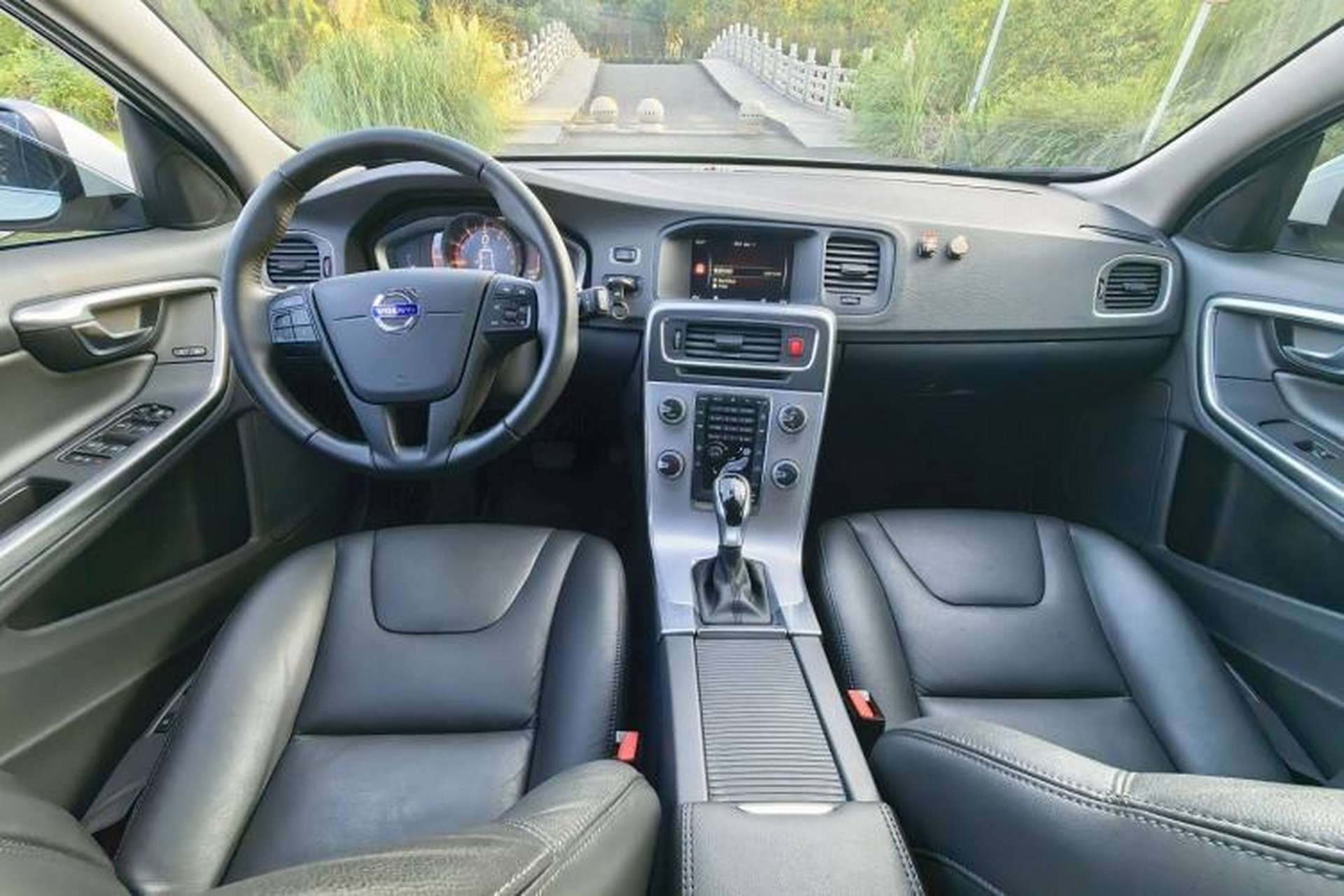 Used Volvo V60 2017 T4 Smart Edition China V Standard Interior 1