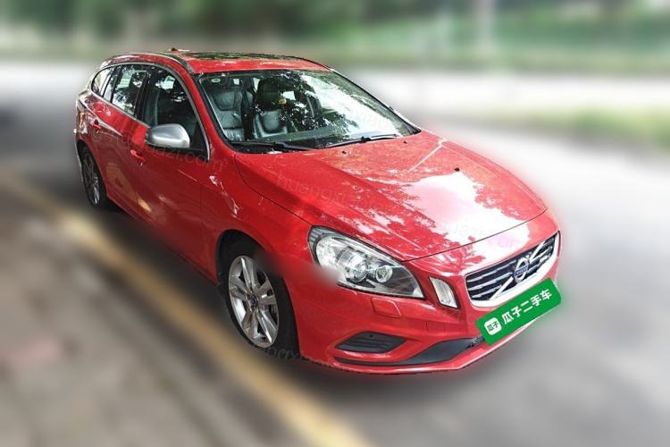 Used Volvo V60 2012 T6 AWD Sport Edition Exterior 2