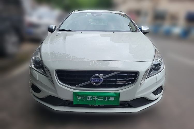Used Volvo V60 2012 T6 AWD Sport Edition Front
