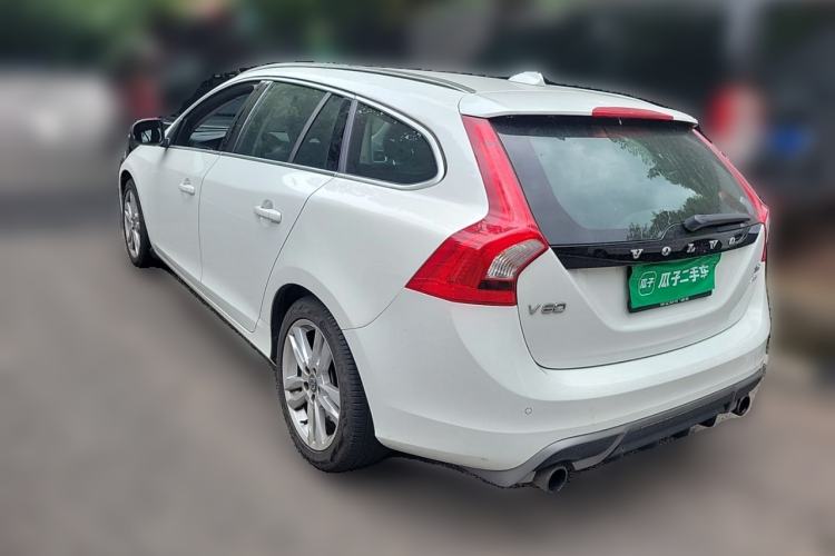 Used Volvo V60 2012 T6 AWD Sport Edition Rear Left 45 Deg