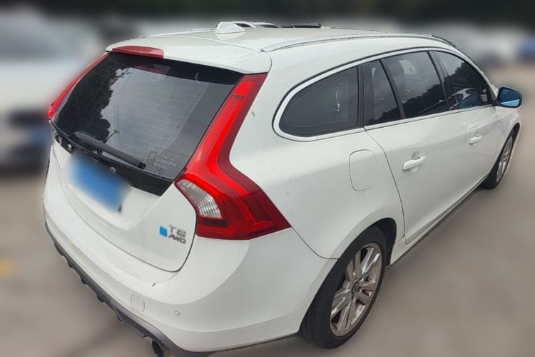 Used Volvo V60 2012 T6 AWD Sport Edition Rear Right 45 Deg