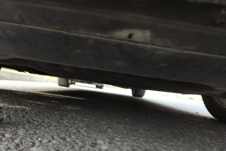 Used Volvo V60 2013 T5 Zhiya Edition Chassis Front