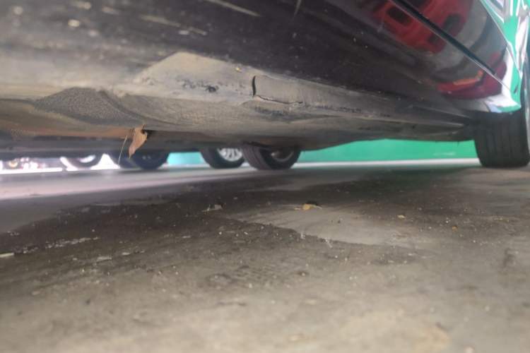 Used Volvo V60 2013 T5 Comfort Edition Chassis Front Left