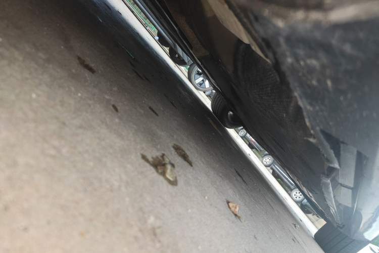 Used Volvo V60 2013 T5 Zhiya Edition Chassis Front Left