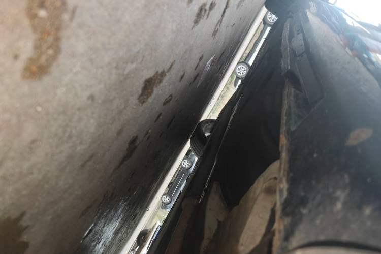 Used Volvo V60 2013 T5 Zhiya Edition Chassis Front Right
