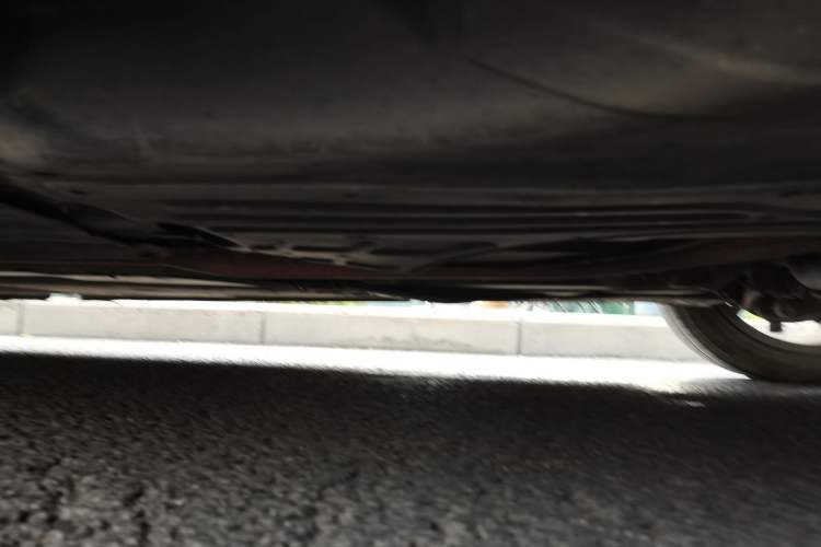 Used Volvo V60 2013 T5 Zhiya Edition Chassis Rear Left