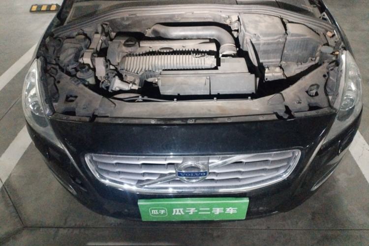 Used Volvo V60 2013 T5 Comfort Edition Engine Bay