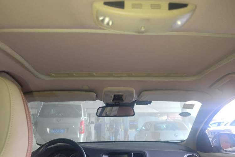 Used Volvo V60 2013 T5 Comfort Edition Headliner
