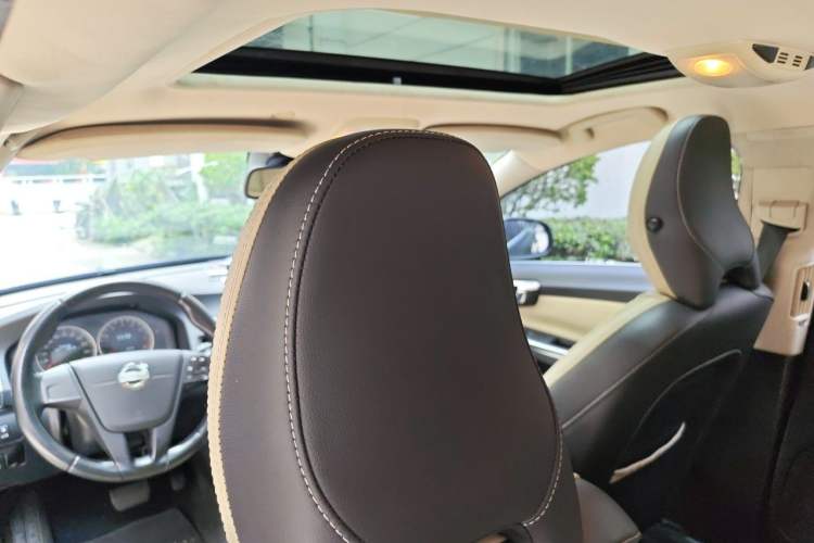 Used Volvo V60 2013 T5 Smart Edition Headliner