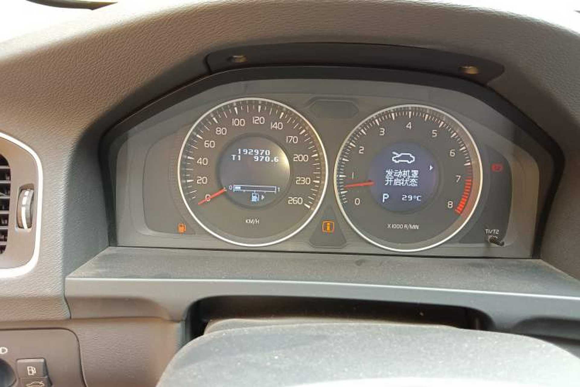 Used Volvo V60 2013 T5 Zhiya Edition Instrument Cluster