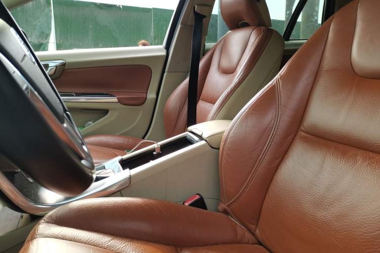 Used Volvo V60 2013 T5 Zhiya Edition Left Front Seat