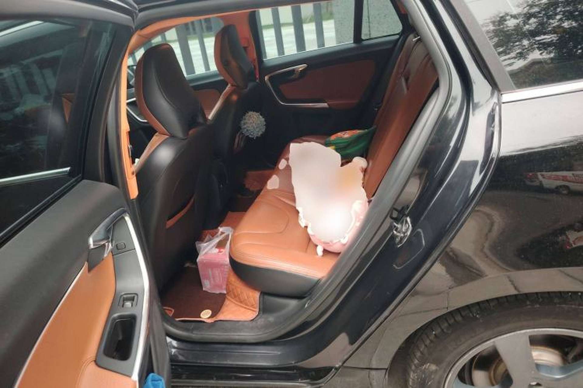 Used Volvo V60 2013 T5 Comfort Edition Left Rear Seat