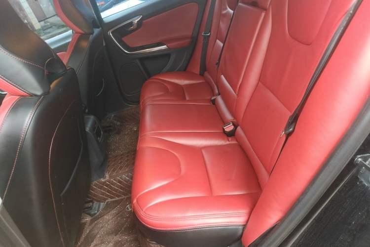 Used Volvo V60 2013 T5 Zhiya Edition Left Rear Seat