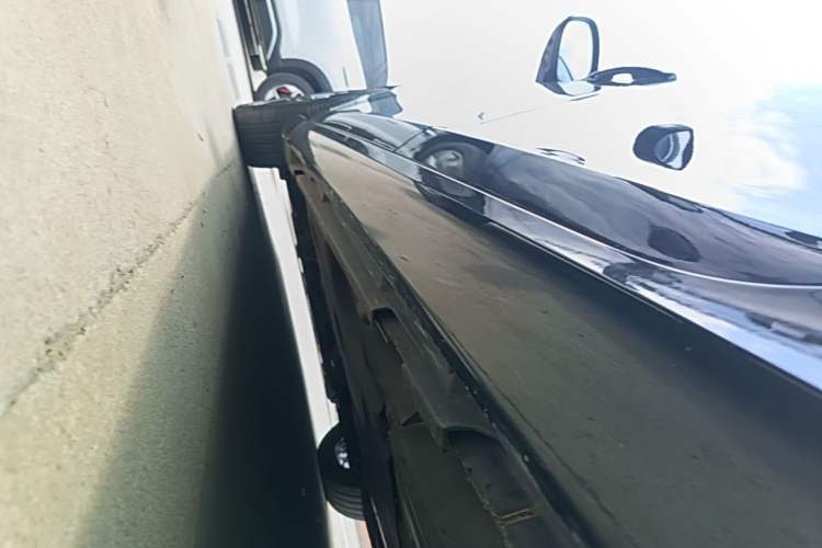 Used Volvo V60 2013 T5 Comfort Edition Left Side Sill