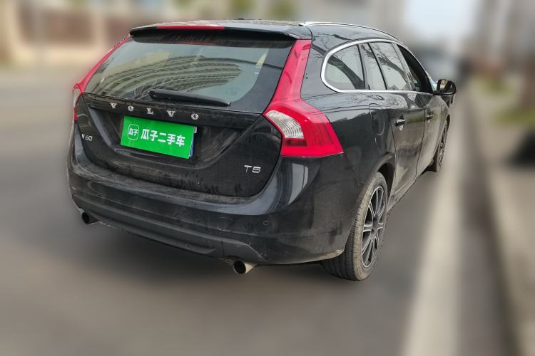 Used Volvo V60 2013 T5 Zhiya Edition Rear Right 45 Deg