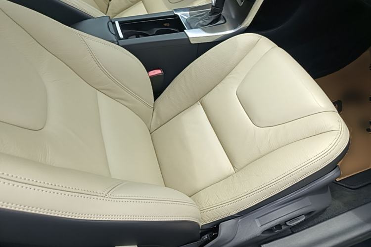 Used Volvo V60 2013 T5 Comfort Edition Right Front Seat