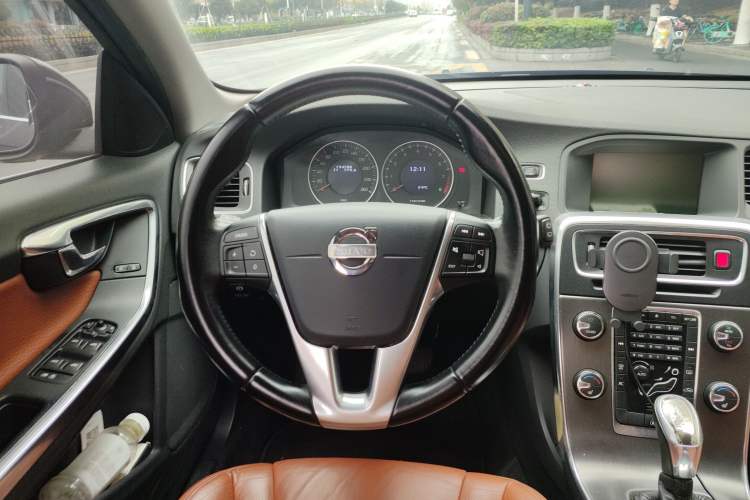 Used Volvo V60 2013 T5 Zhiya Edition Steering Wheel