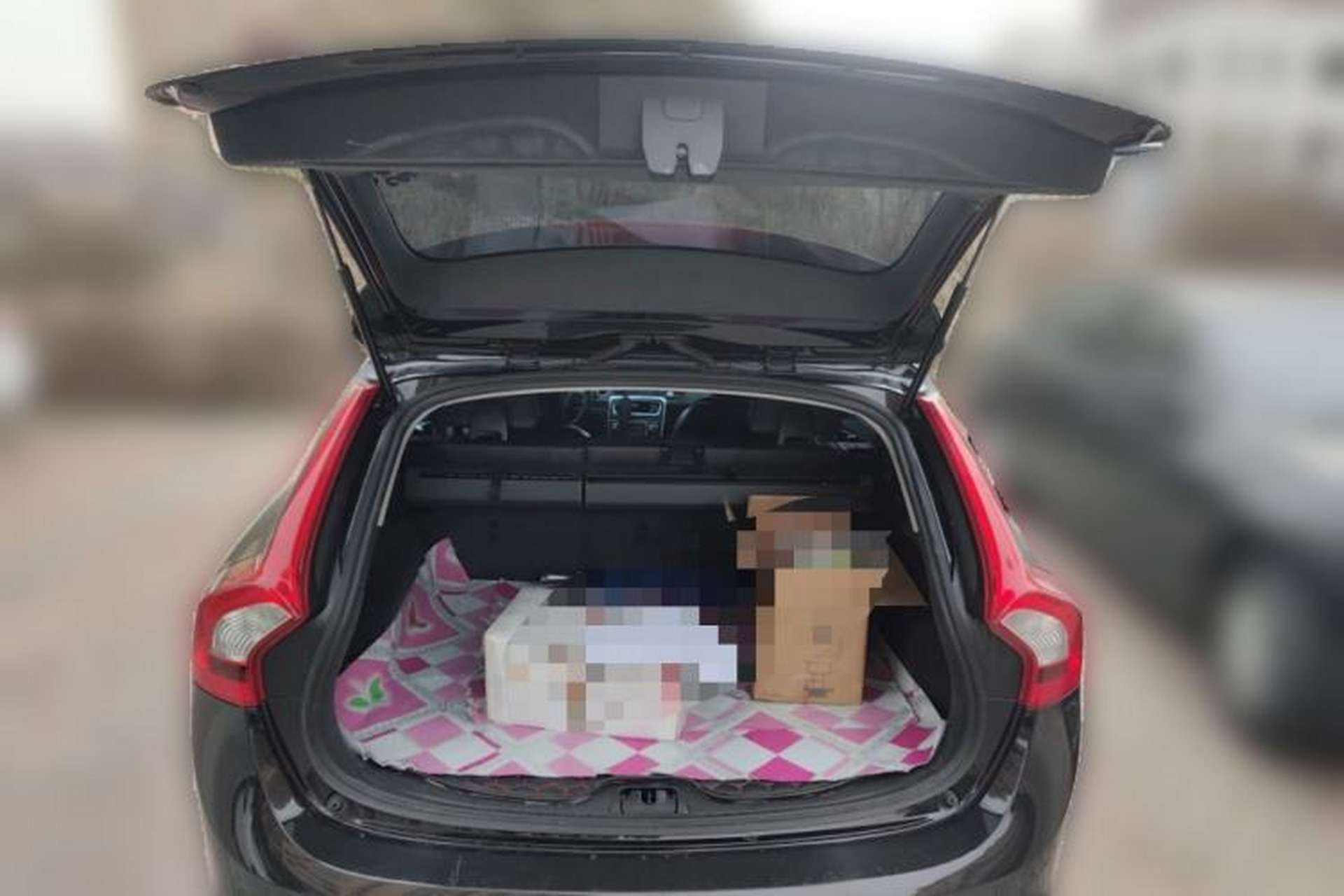 Used Volvo V60 2013 T5 Zhiya Edition Trunk