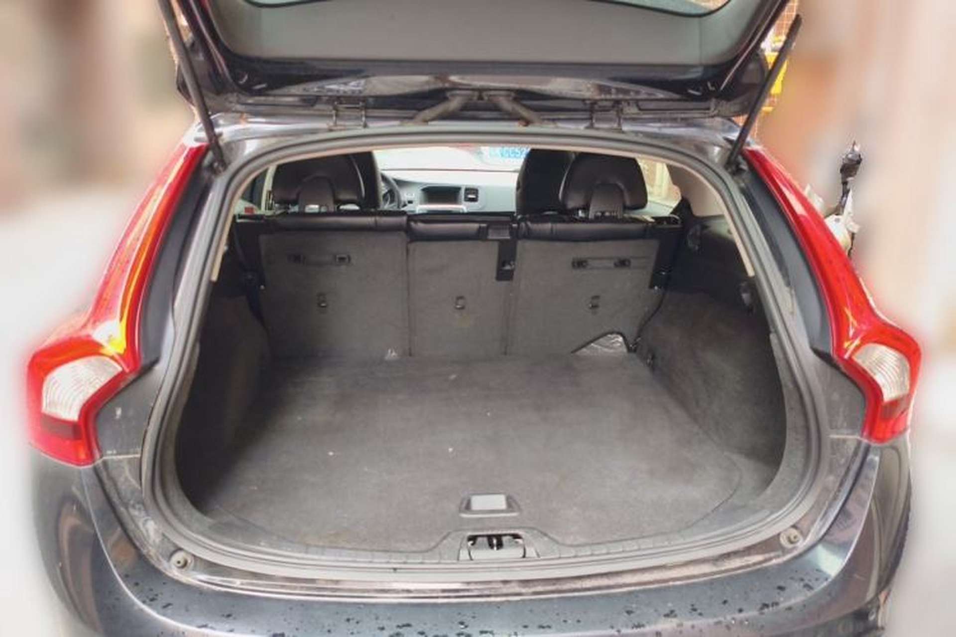 Used Volvo V60 2013 T5 Smart Edition Trunk