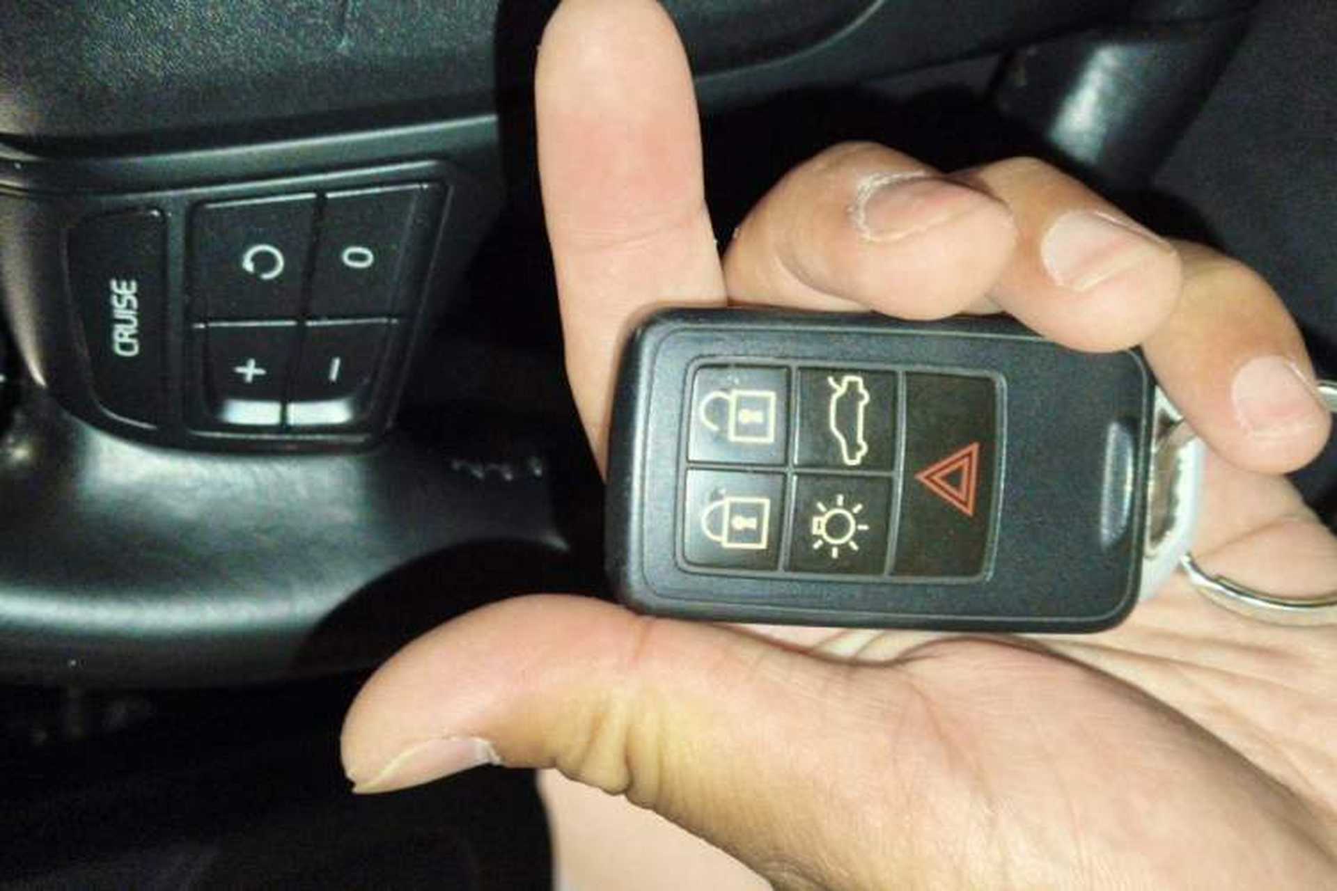 Used Volvo V60 2013 T5 Smart Edition Vehicle Key