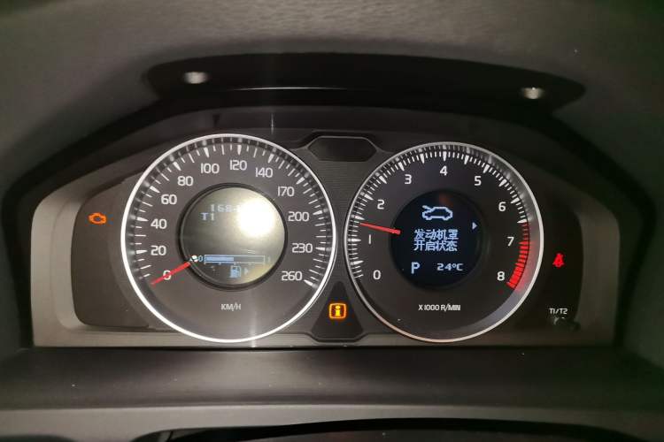 Used Volvo V60 2013 T5 Smart Edition Instrument Cluster