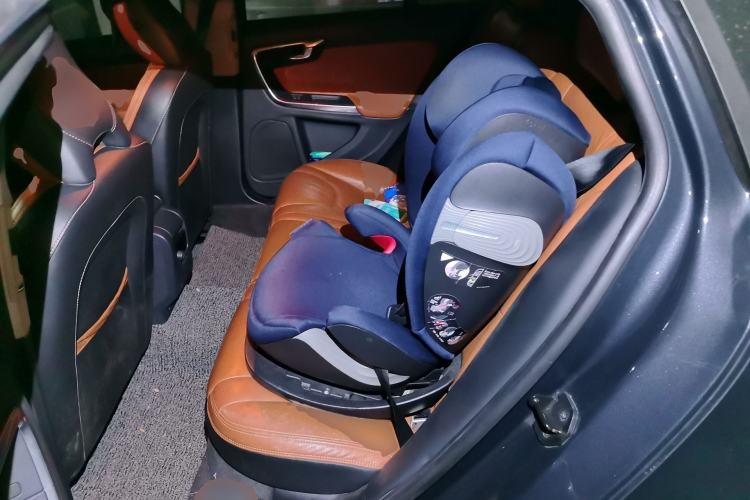 Used Volvo V60 2013 T5 Smart Edition Left Rear Seat