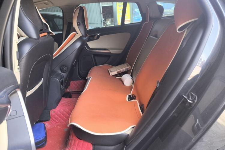 Used Volvo V60 2013 T5 Zhiya Edition Left Rear Seat