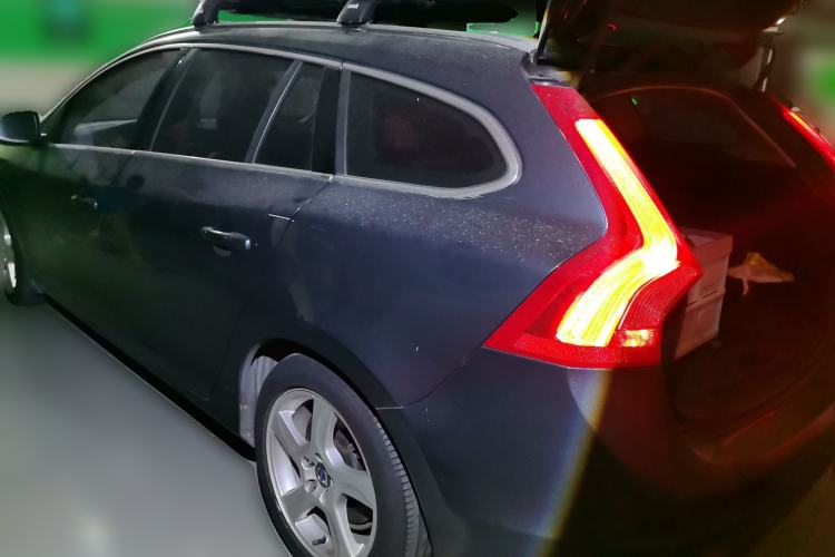 Used Volvo V60 2013 T5 Smart Edition Rear Left 45 Deg