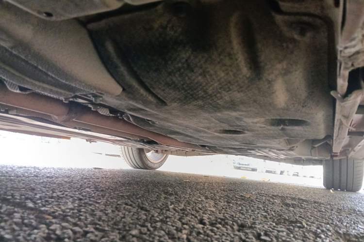 Used Volvo V60 2013 T5 Smart Edition Chassis Front Left