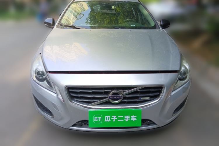 Used Volvo V60 2013 T5 Smart Edition Front