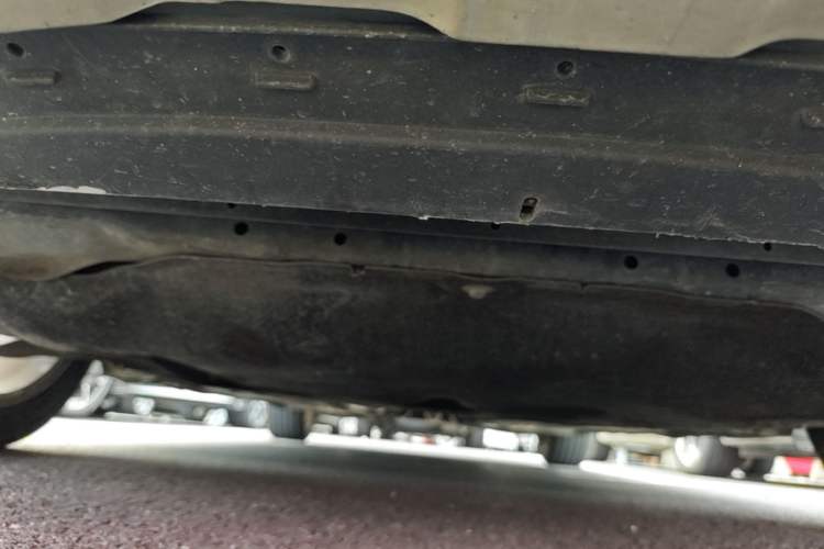 Used Volvo V60 2013 T5 Zhiya Edition Chassis Front
