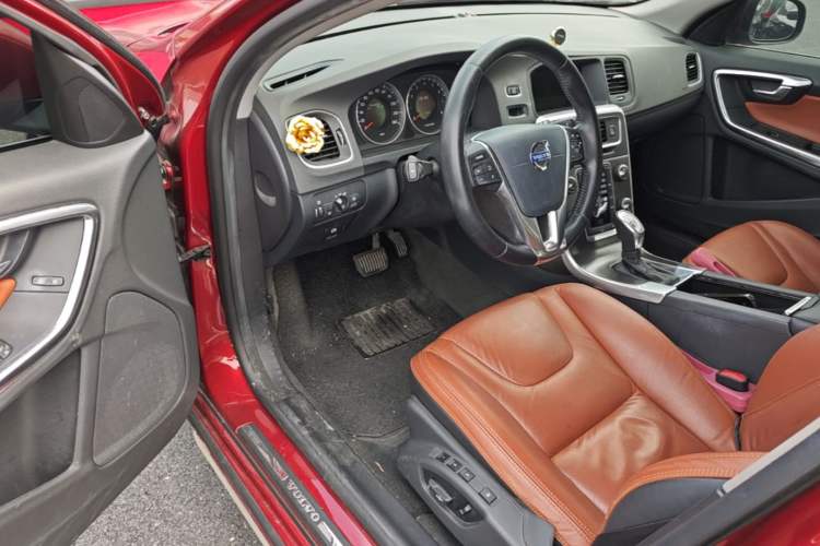 Used Volvo V60 2013 T5 Zhiya Edition Driver Seat