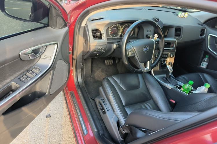 Used Volvo V60 2013 T5 Zhiya Edition Driver Seat