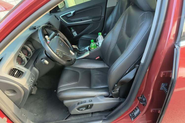 Used Volvo V60 2013 T5 Zhiya Edition Left Front Seat