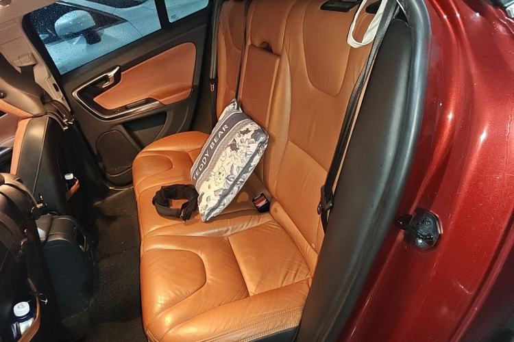 Used Volvo V60 2013 T5 Zhiya Edition Left Rear Seat
