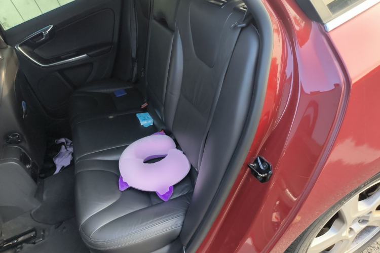 Used Volvo V60 2013 T5 Zhiya Edition Left Rear Seat
