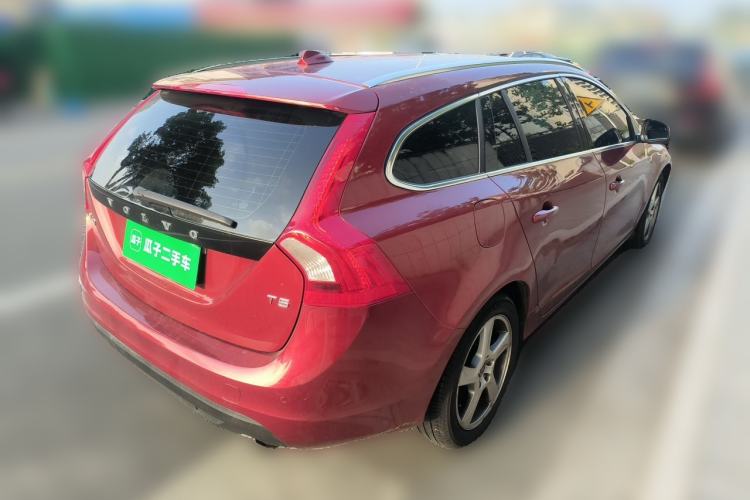 Used Volvo V60 2013 T5 Zhiya Edition Rear Right 45 Deg