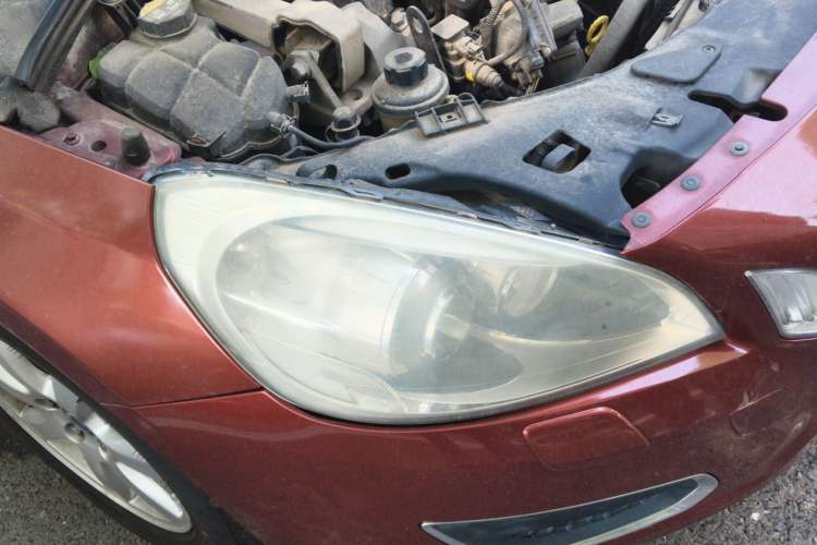 Used Volvo V60 2013 T5 Smart Edition Right Front Headlight