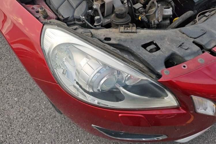 Used Volvo V60 2013 T5 Zhiya Edition Right Front Headlight